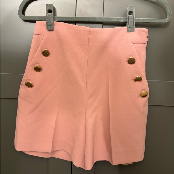Pink Zara short gold button - Picture 1 of 4